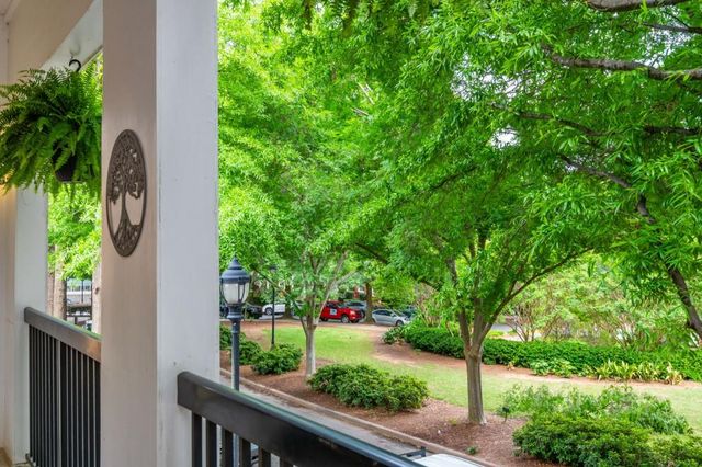 870 Inman Village Parkway NE 201, Atlanta, GA 30307