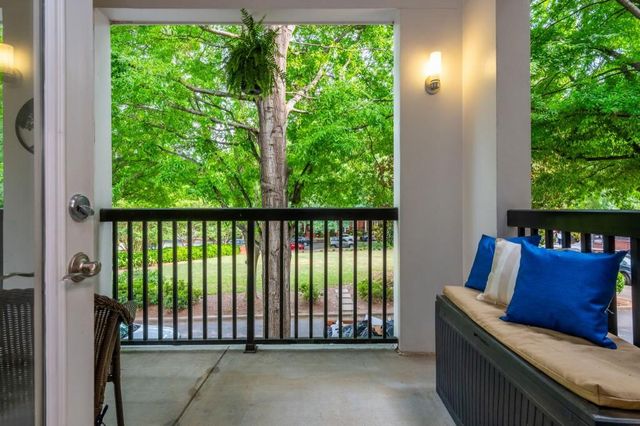 870 Inman Village Parkway NE 201, Atlanta, GA 30307