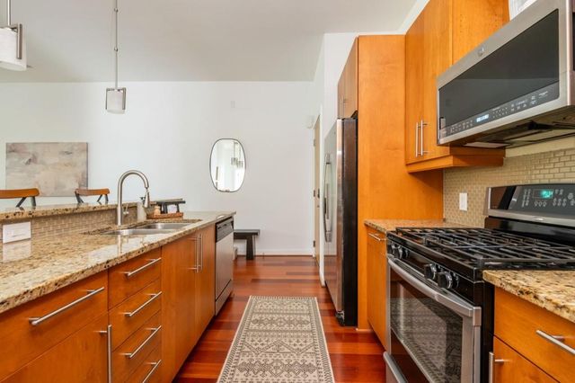 870 Inman Village Parkway NE 201, Atlanta, GA 30307