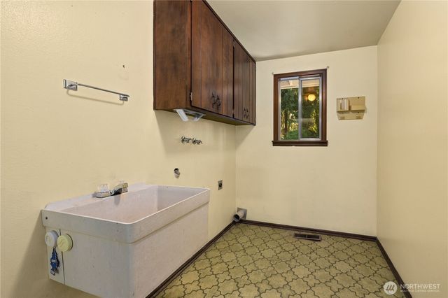 3613 Donnelly Drive SE, Olympia, WA 98501