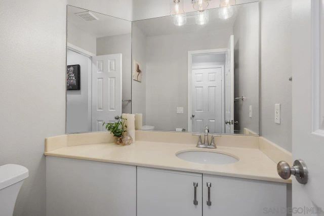 11916 Tivoli Park 8, San Diego, CA 92128