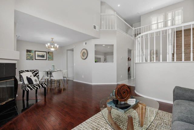 11916 Tivoli Park 8, San Diego, CA 92128