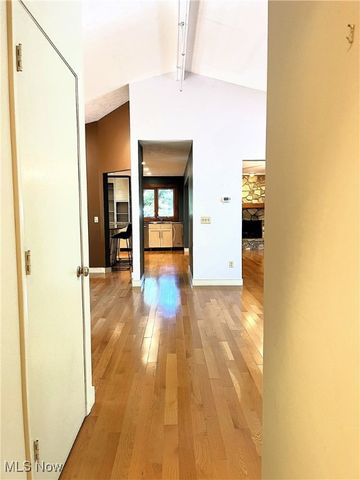 208 Westwind Drive, Avon Lake, OH 44012