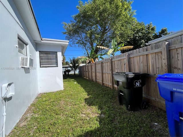 6301 SW 20th St 6301, North Lauderdale, FL 33068