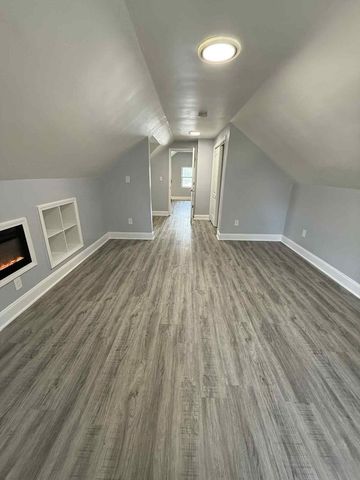 4515 N 28th STREET, Milwaukee, WI 53209
