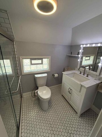 4515 N 28th STREET, Milwaukee, WI 53209