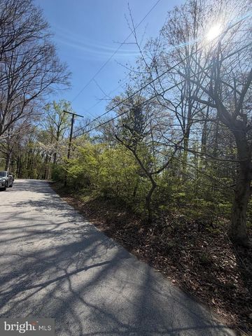 6061 OLD LAWYERS HILL RD, Elkridge, MD 21075