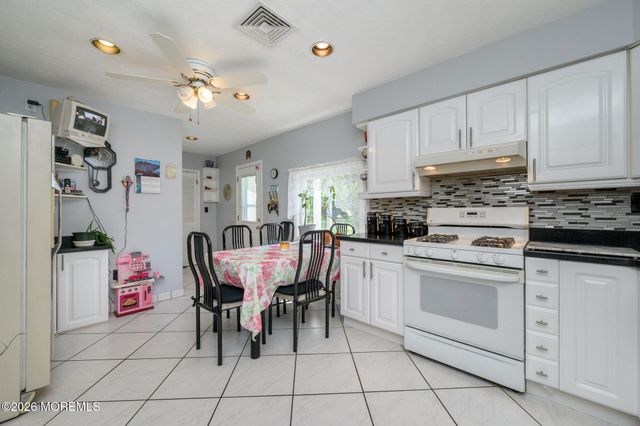 482 Stagecoach Road, Clarksburg, NJ 08510