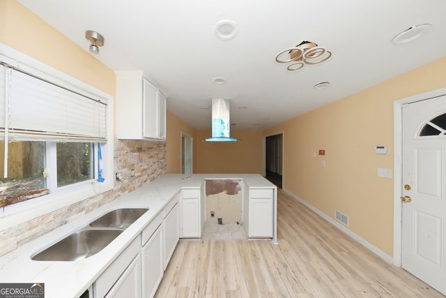 3603 Mecklinburg Pl, Decatur, GA 30032