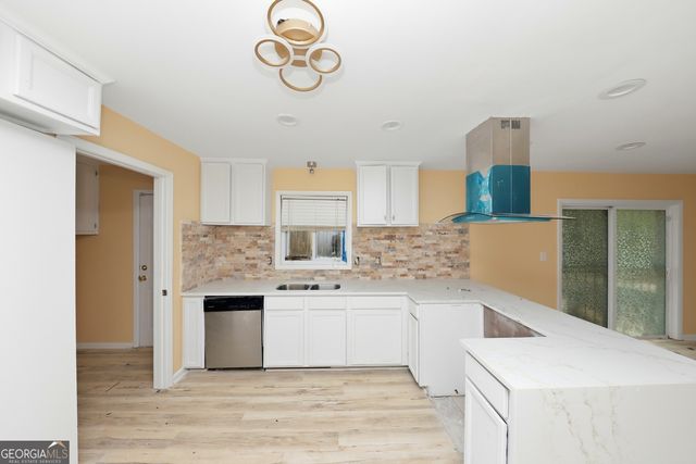 3603 Mecklinburg Pl, Decatur, GA 30032
