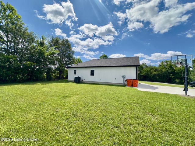 11 Chestnut Grove Rd, Elizabethtown, KY 42701