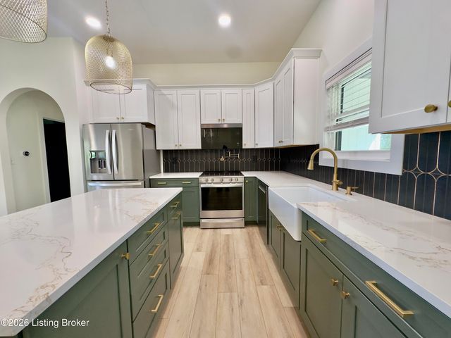 11 Chestnut Grove Rd, Elizabethtown, KY 42701