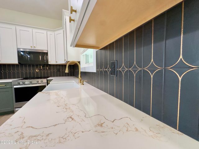 11 Chestnut Grove Rd, Elizabethtown, KY 42701