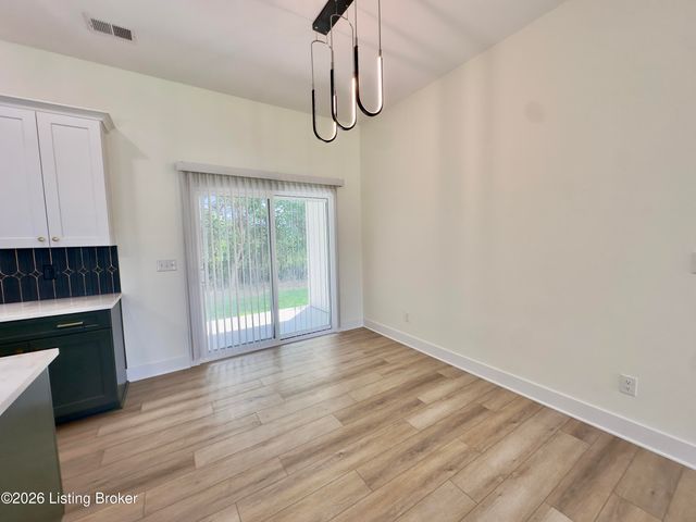 11 Chestnut Grove Rd, Elizabethtown, KY 42701