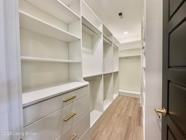 11 Chestnut Grove Rd, Elizabethtown, KY 42701