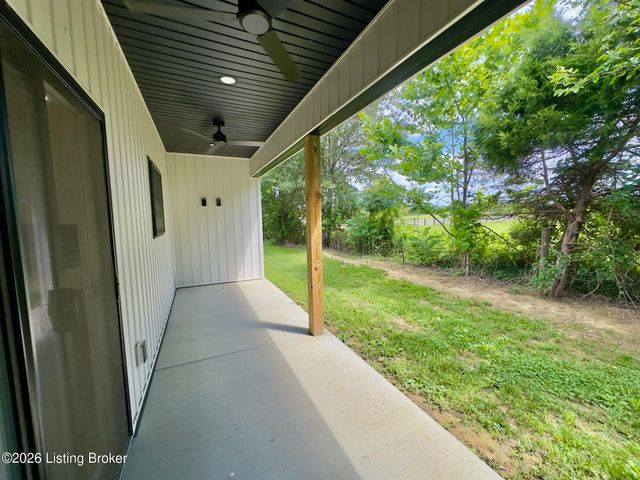 11 Chestnut Grove Rd, Elizabethtown, KY 42701