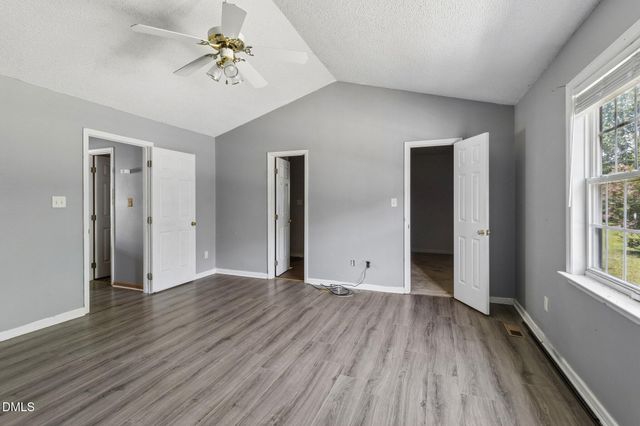 6304 Walnut Glen Drive, Willow Springs, NC 27592