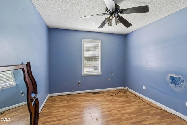 6304 Walnut Glen Drive, Willow Springs, NC 27592
