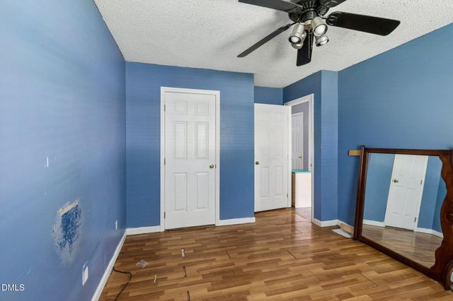 6304 Walnut Glen Drive, Willow Springs, NC 27592