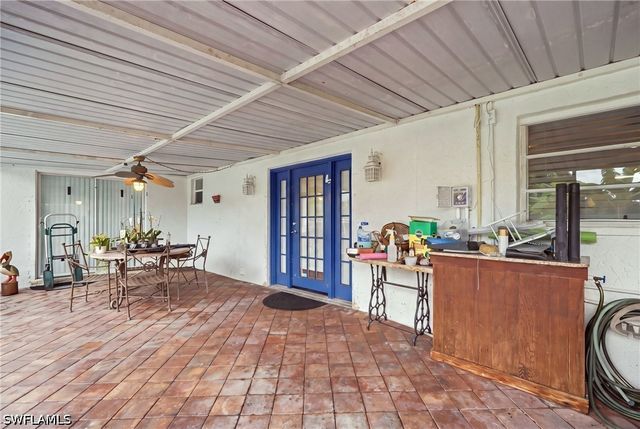 27268 Jolly Roger LN, Bonita Springs, FL 34135