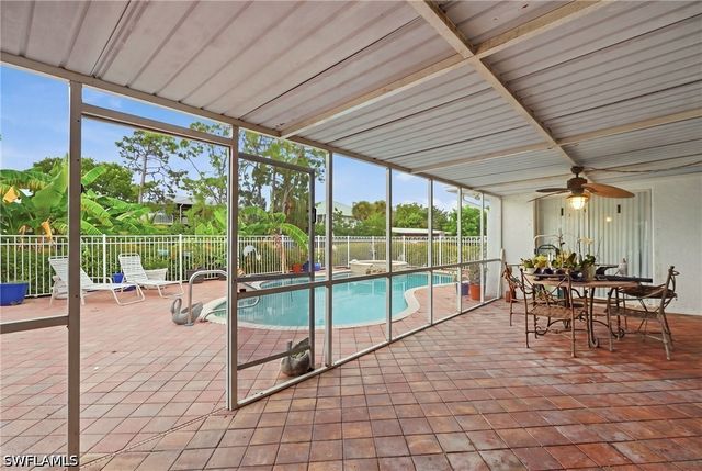 27268 Jolly Roger LN, Bonita Springs, FL 34135