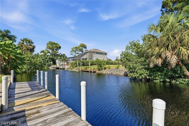 27268 Jolly Roger LN, Bonita Springs, FL 34135