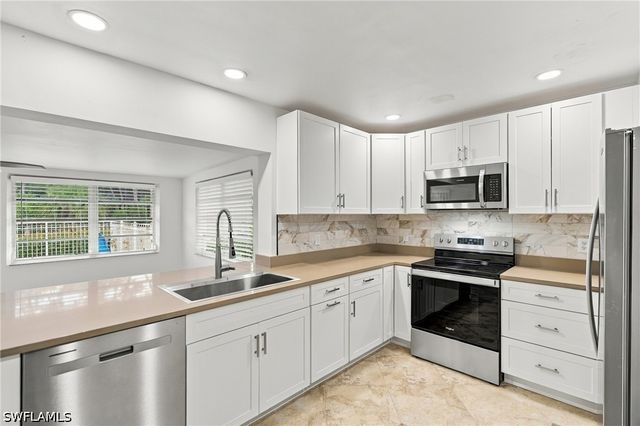 27268 Jolly Roger LN, Bonita Springs, FL 34135