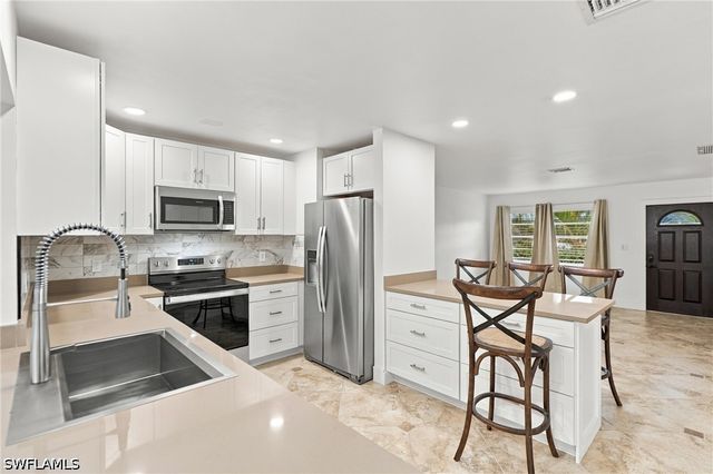 27268 Jolly Roger LN, Bonita Springs, FL 34135