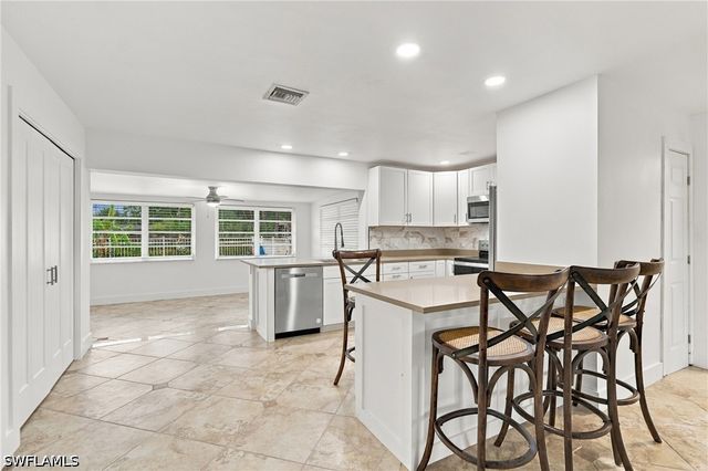 27268 Jolly Roger LN, Bonita Springs, FL 34135