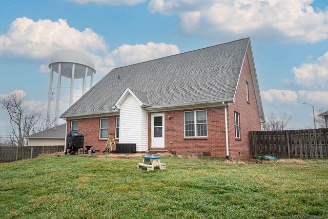 144 Florence Court, Nicholasville, KY 40356