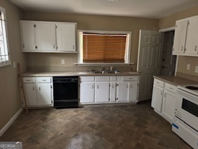 194 Burbank Drive SW, Atlanta, GA 30314