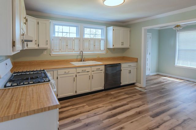 323 Walsh Road, Chattanooga, TN 37405