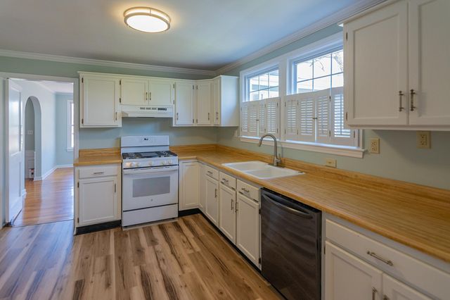 323 Walsh Road, Chattanooga, TN 37405