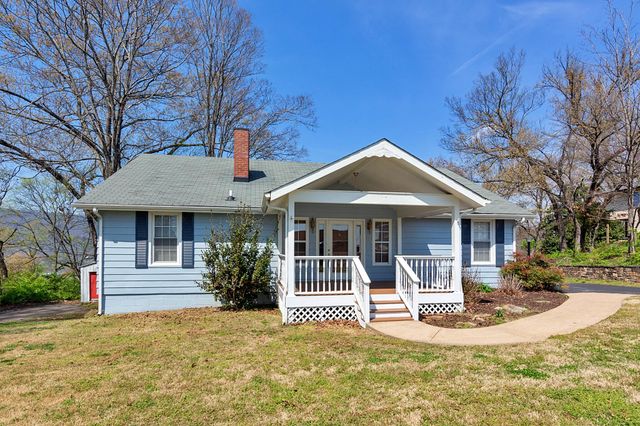 323 Walsh Road, Chattanooga, TN 37405