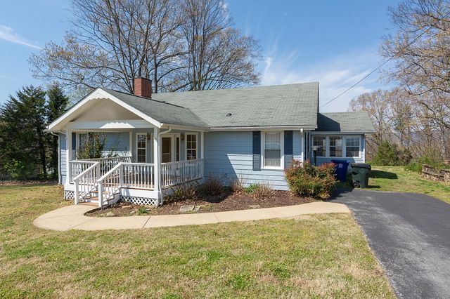 323 Walsh Road, Chattanooga, TN 37405