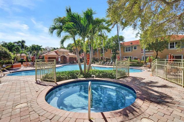 2315 Clipper Place, Fort Lauderdale, FL 33312