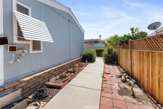 1413 Village, Redlands, CA 92374
