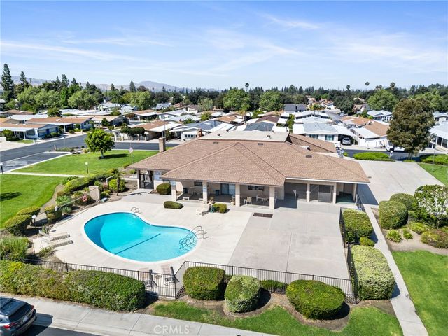 1413 Village, Redlands, CA 92374