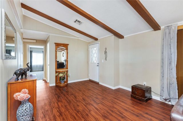 1413 Village, Redlands, CA 92374