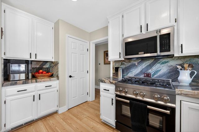 1626 American River Trl, Cool, CA 95614