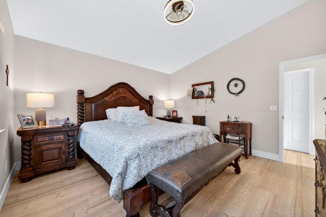 1626 American River Trl, Cool, CA 95614