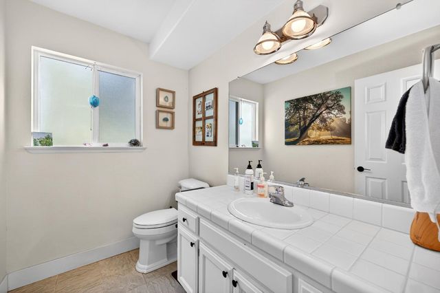 1626 American River Trl, Cool, CA 95614