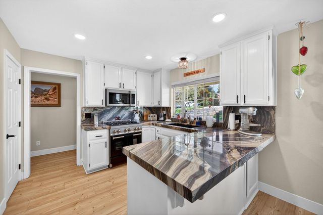 1626 American River Trl, Cool, CA 95614