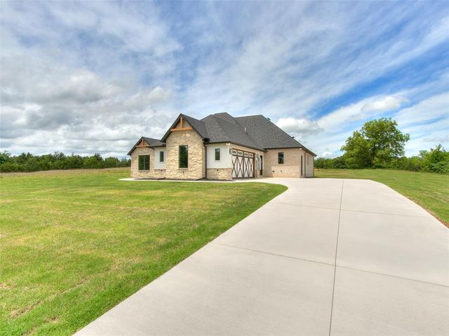 1600 N 60th Street, Noble, OK 73068