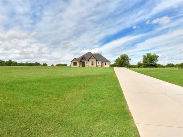 1600 N 60th Street, Noble, OK 73068