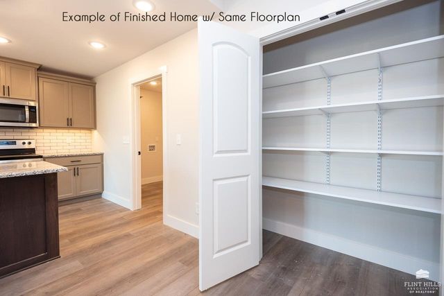 9169 Grammar Court, Manhattan, KS 66502