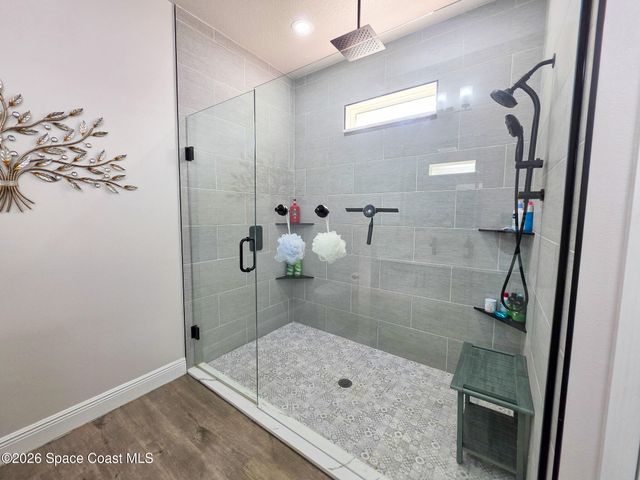 1845 Market Circle NE, Palm Bay, FL 32905
