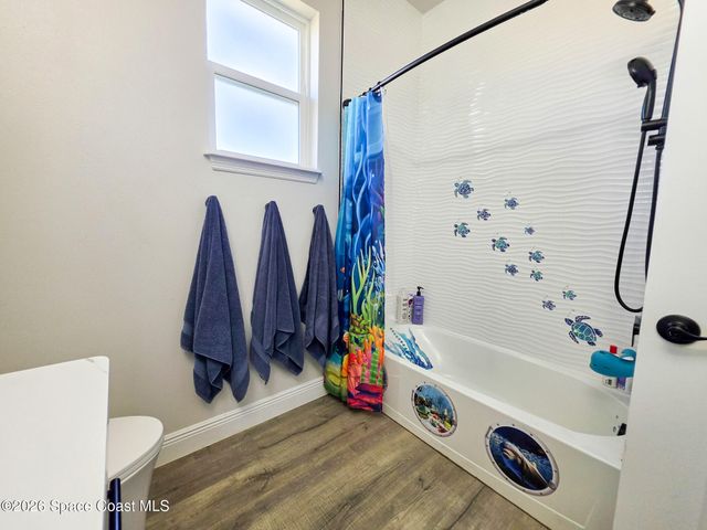 1845 Market Circle NE, Palm Bay, FL 32905