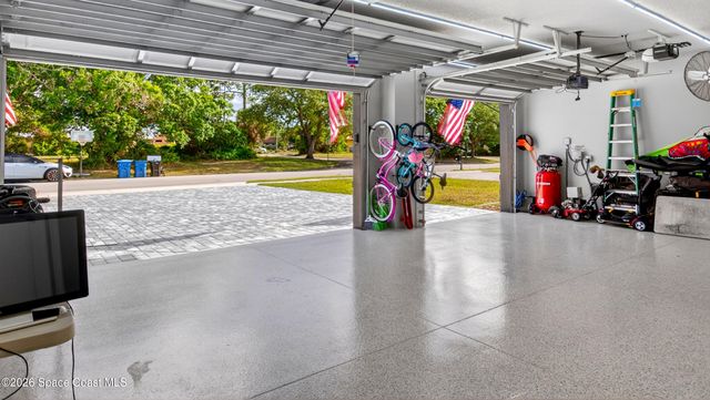 1845 Market Circle NE, Palm Bay, FL 32905