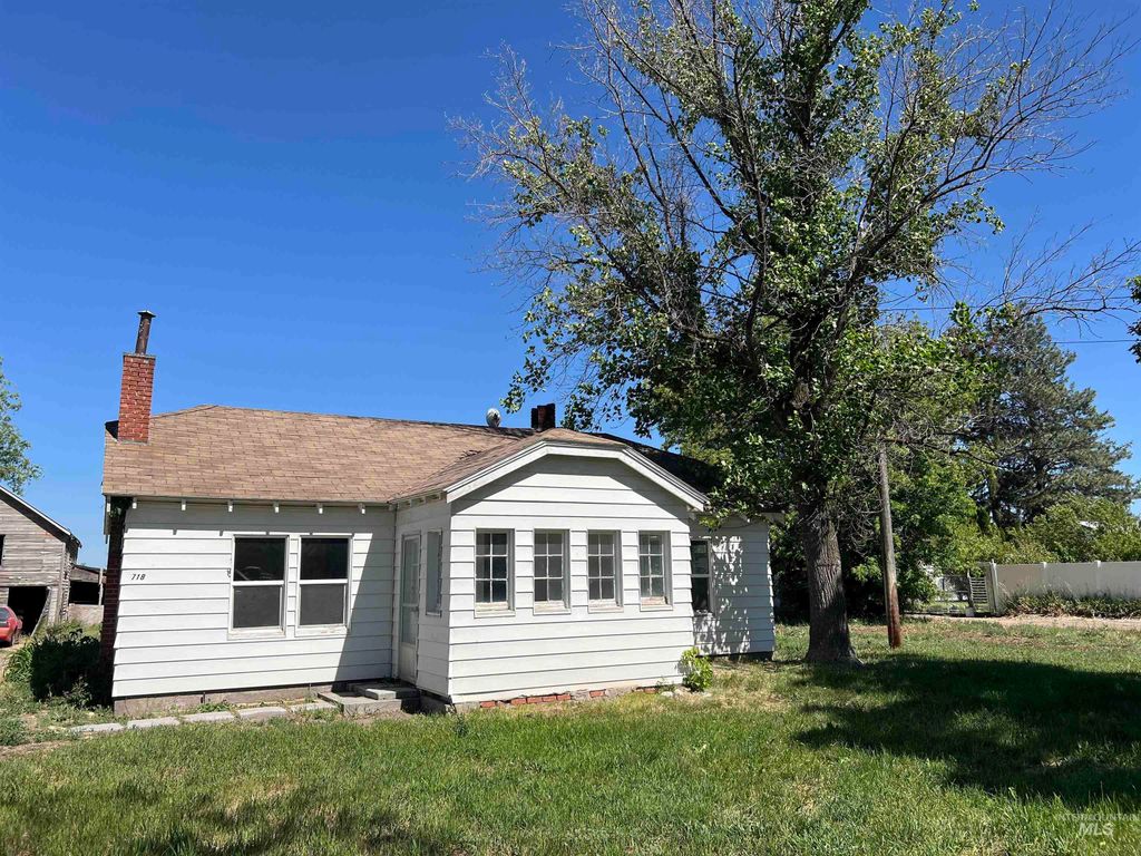 718 S F Street, Rupert, ID 83350